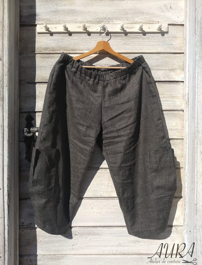 Lotus pants. Digital sewing pattern featuring a lagenlook style and hip pockets. - Image 8