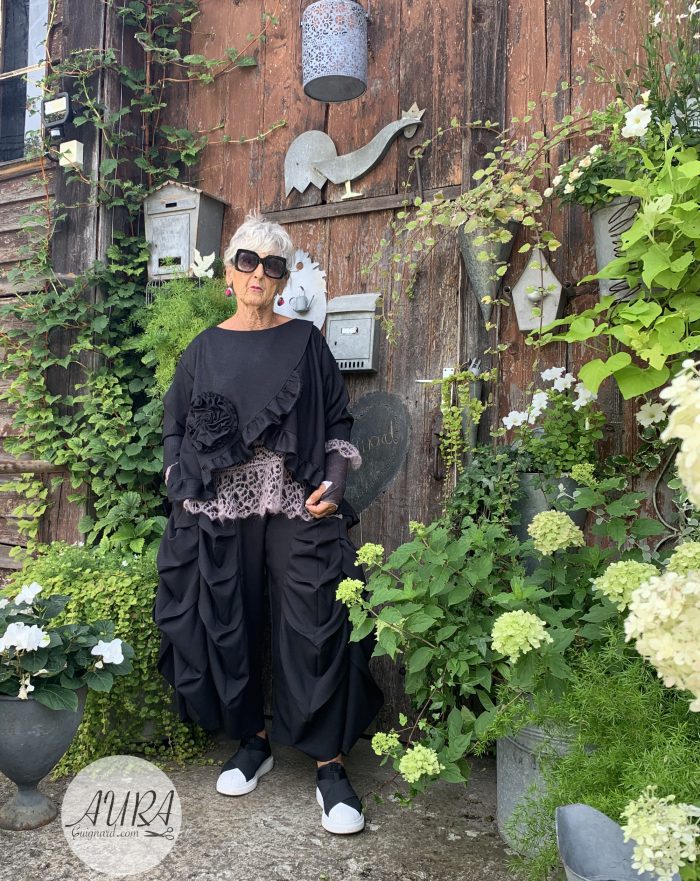 Pompadour pants pdf sewing pattern with sewing tutorial. - Image 5