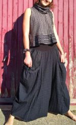 Ladybug Sarouel. Digital sewing pattern featuring a lagenlook style and big pockets. - Image 3